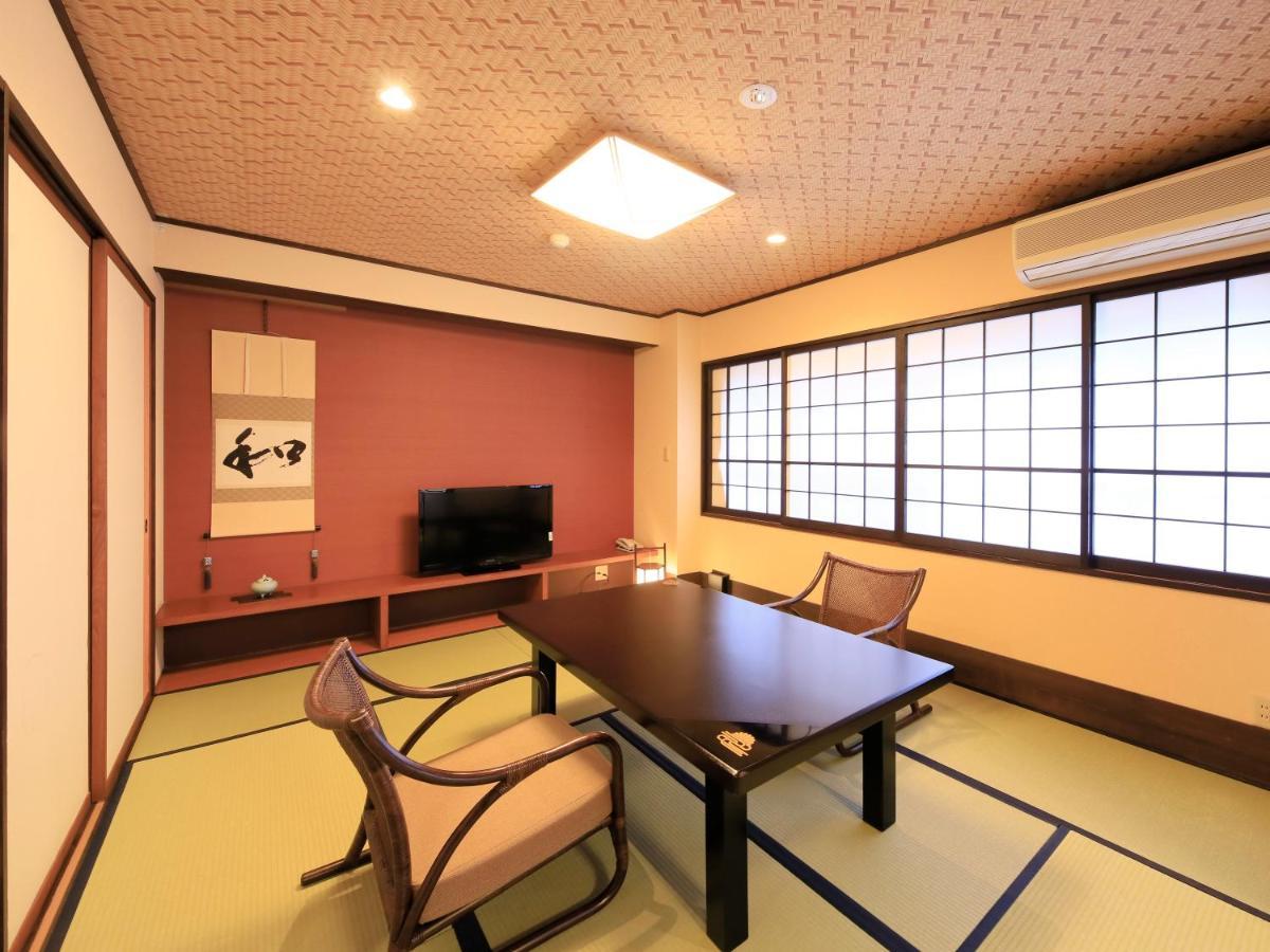 Kishigon Ryokan Shibukawa Ruang foto