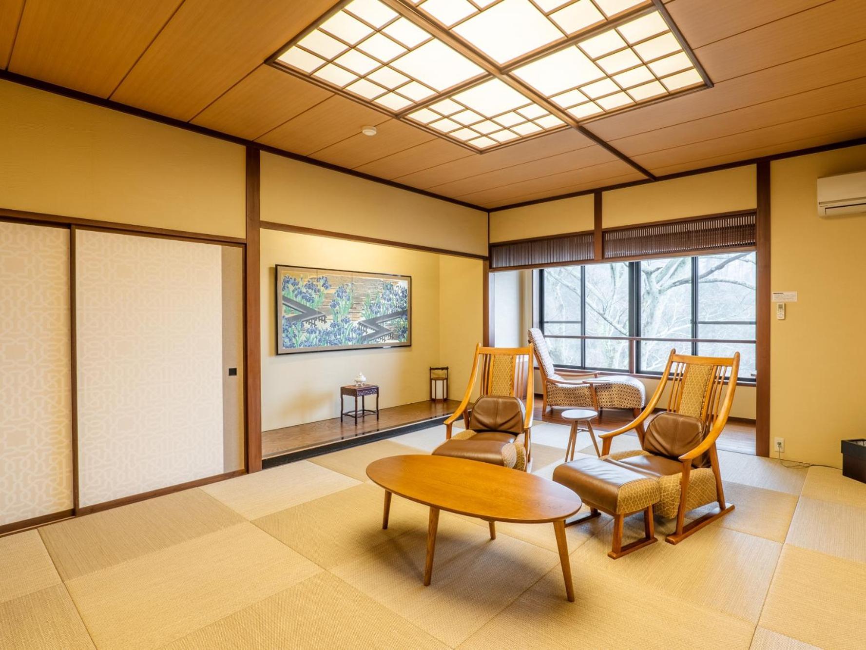 Kishigon Ryokan Shibukawa Ruang foto